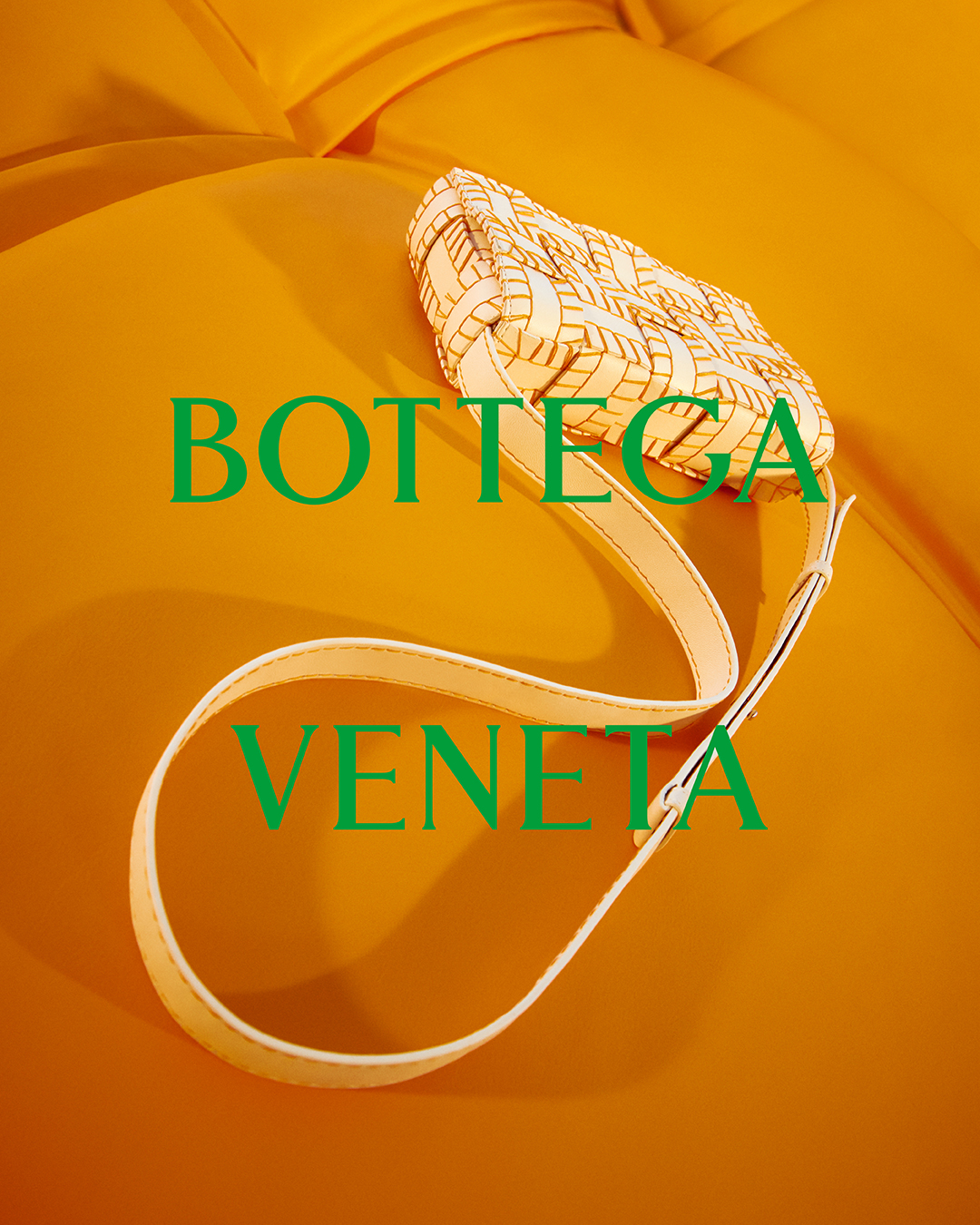 На Великой Китайской стене появилось послание от Bottega Veneta (фото 6)