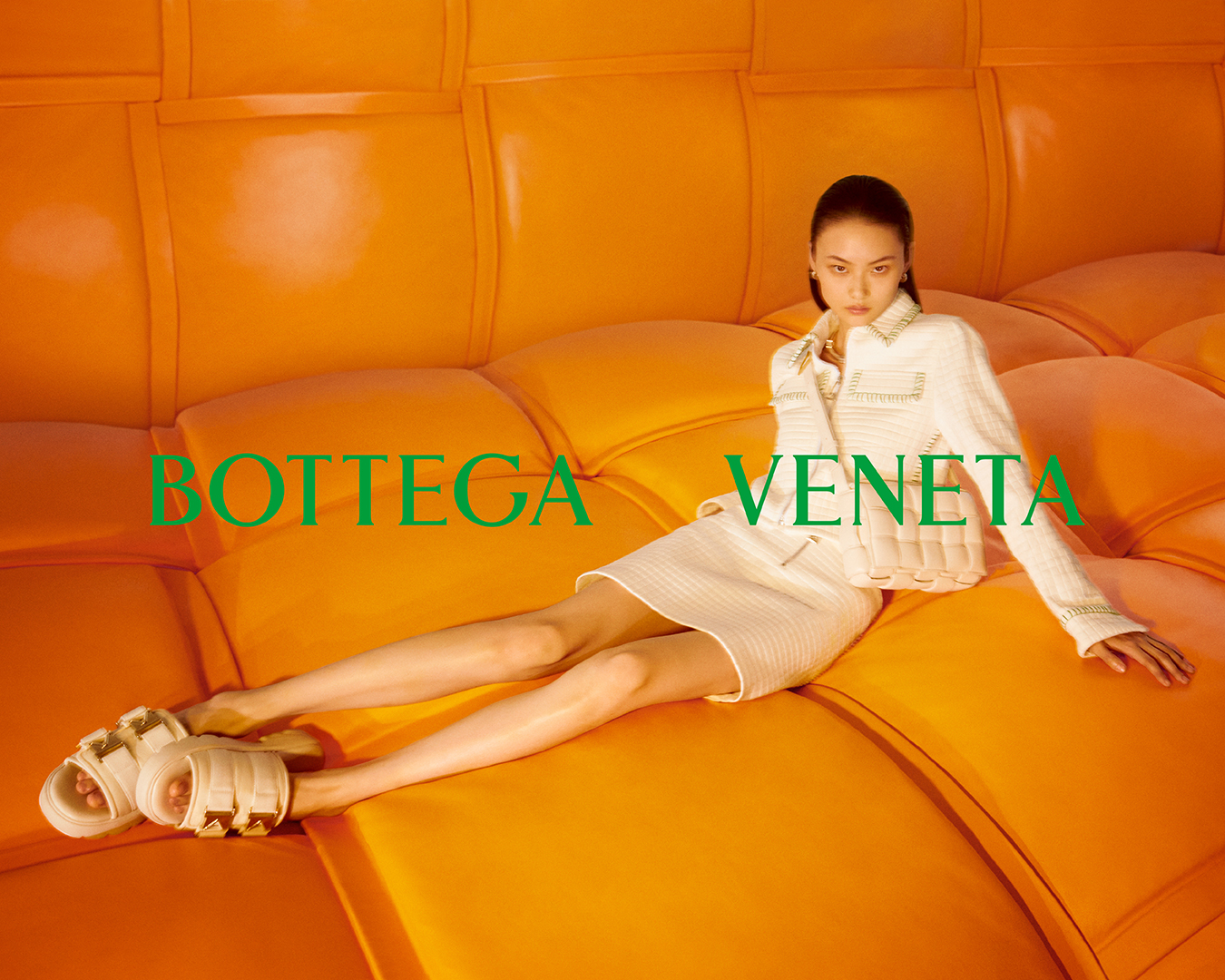 На Великой Китайской стене появилось послание от Bottega Veneta (фото 3)