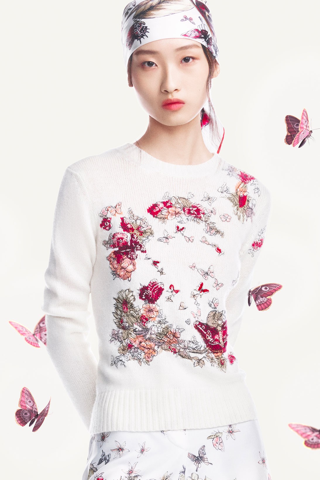 Бабочки и розовый цвет: Dior представил коллекцию к китайскому Новому году (фото 2)