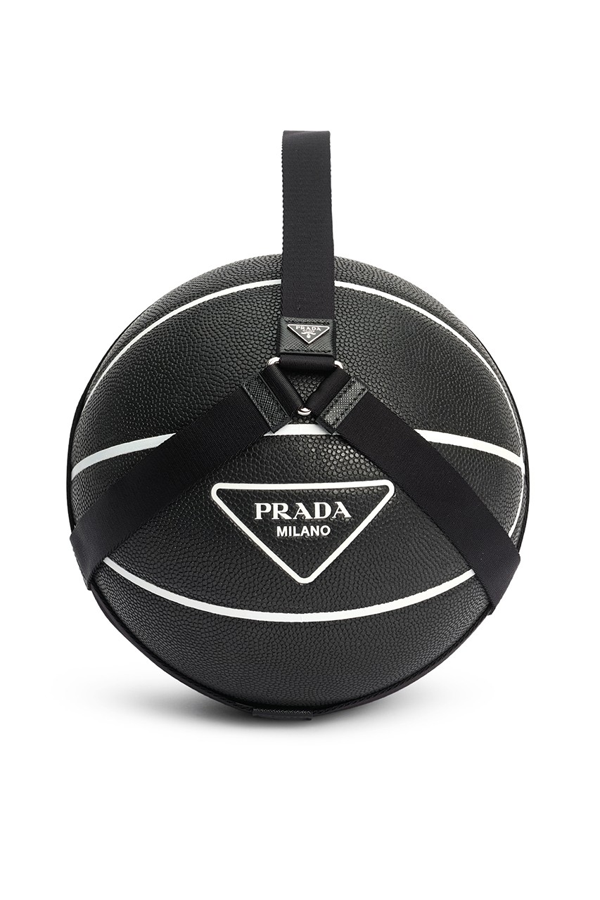 Prada выпустил баскетбольный мяч за 660 долларов (фото 1)