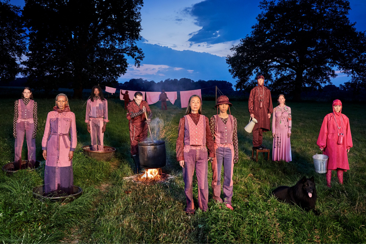 Marine Serre посвятил кампанию весенне-летней коллекции дому (фото 3)