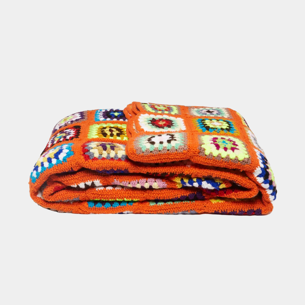 Плед вместо шарфа — почему бы и нет? Вот 15 альтернатив (фото 1)