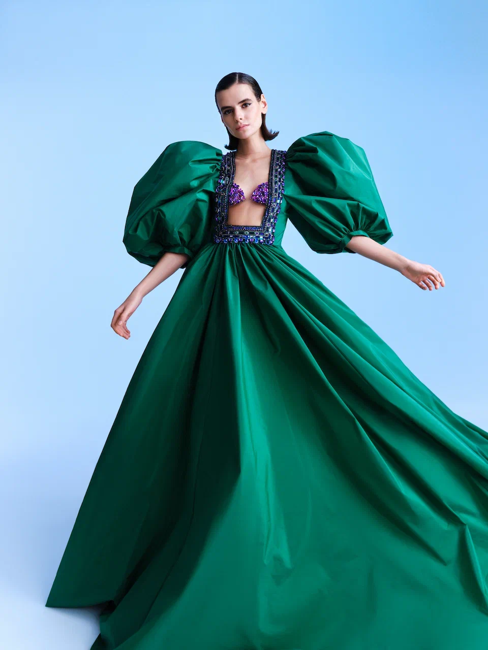 Палитра Сони Делоне и крылья. Из чего состоит коллекция Yanina Couture весна-лето 2022 (фото 2)