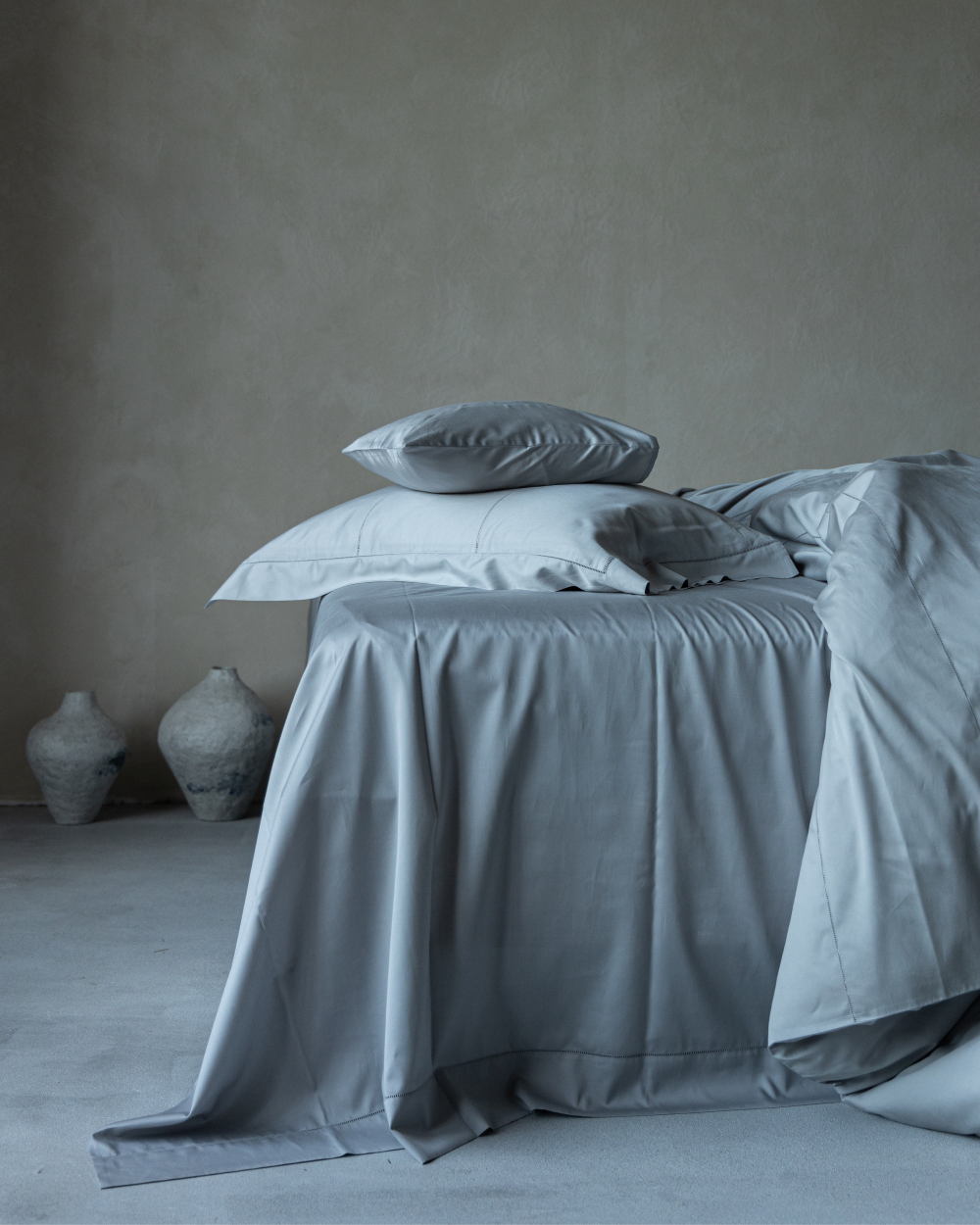 «Крестецкая строчка» выпустила коллекцию постельного белья с ручной вышивкой (фото 3)