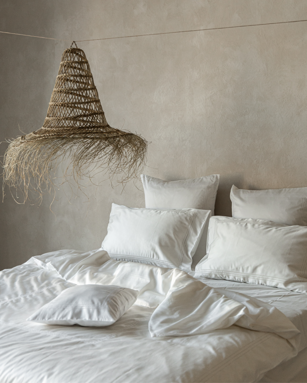 «Крестецкая строчка» выпустила коллекцию постельного белья с ручной вышивкой (фото 6)