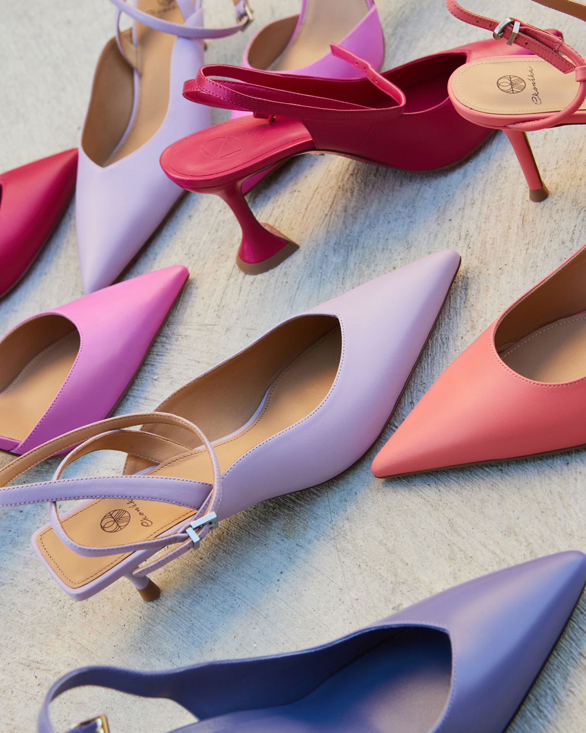 «Эконика» представила весеннюю коллекцию обуви и аксессуаров (фото 1)