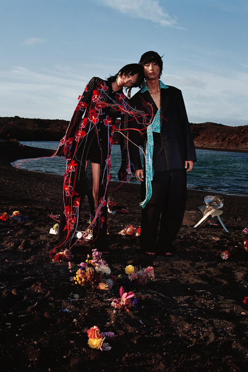 Съемки новой кампании Ambush прошли на фоне островного вулкана (фото 6)