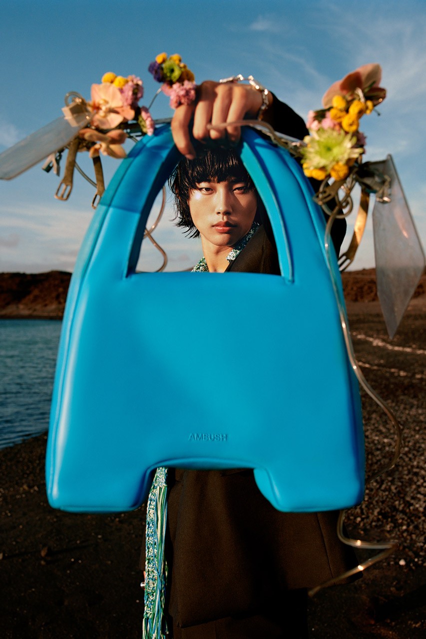 Съемки новой кампании Ambush прошли на фоне островного вулкана (фото 5)