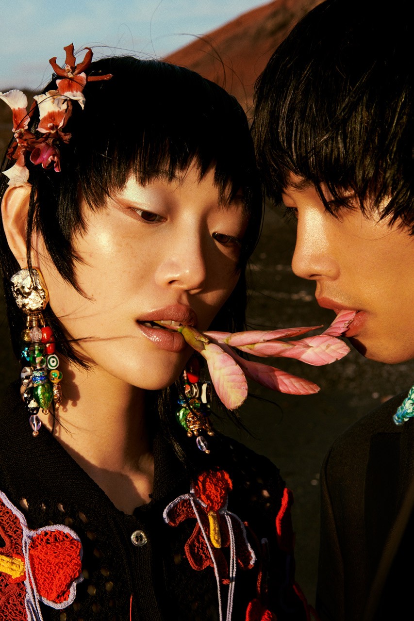 Съемки новой кампании Ambush прошли на фоне островного вулкана (фото 1)