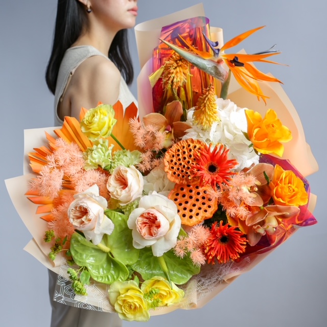 Студия Lacy Bird запустила цветочную подписку (фото 1)