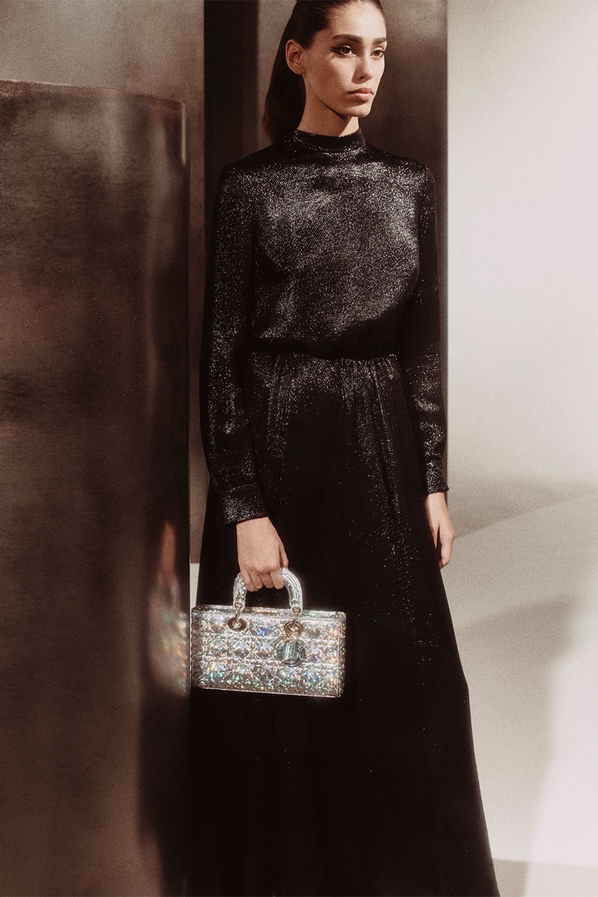 Dior представил капсулу в оттенках золота и серебра (фото 3)