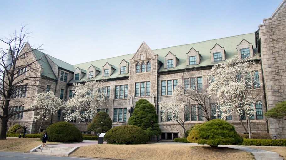 Dior планирует показать новую женскую коллекцию в Сеуле (фото 1)