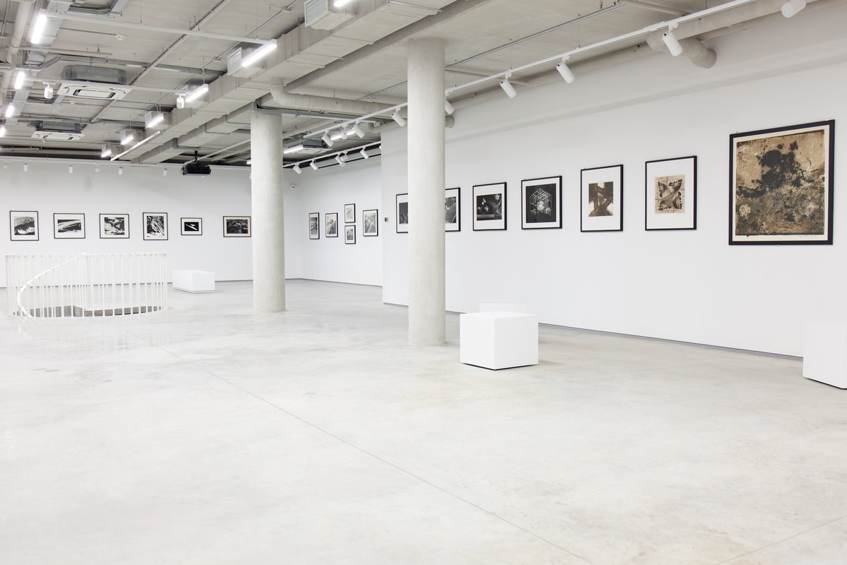 В ЦВК Béton открылась групповая выставка-исследование «Мир фотоплоскости» (фото 6)