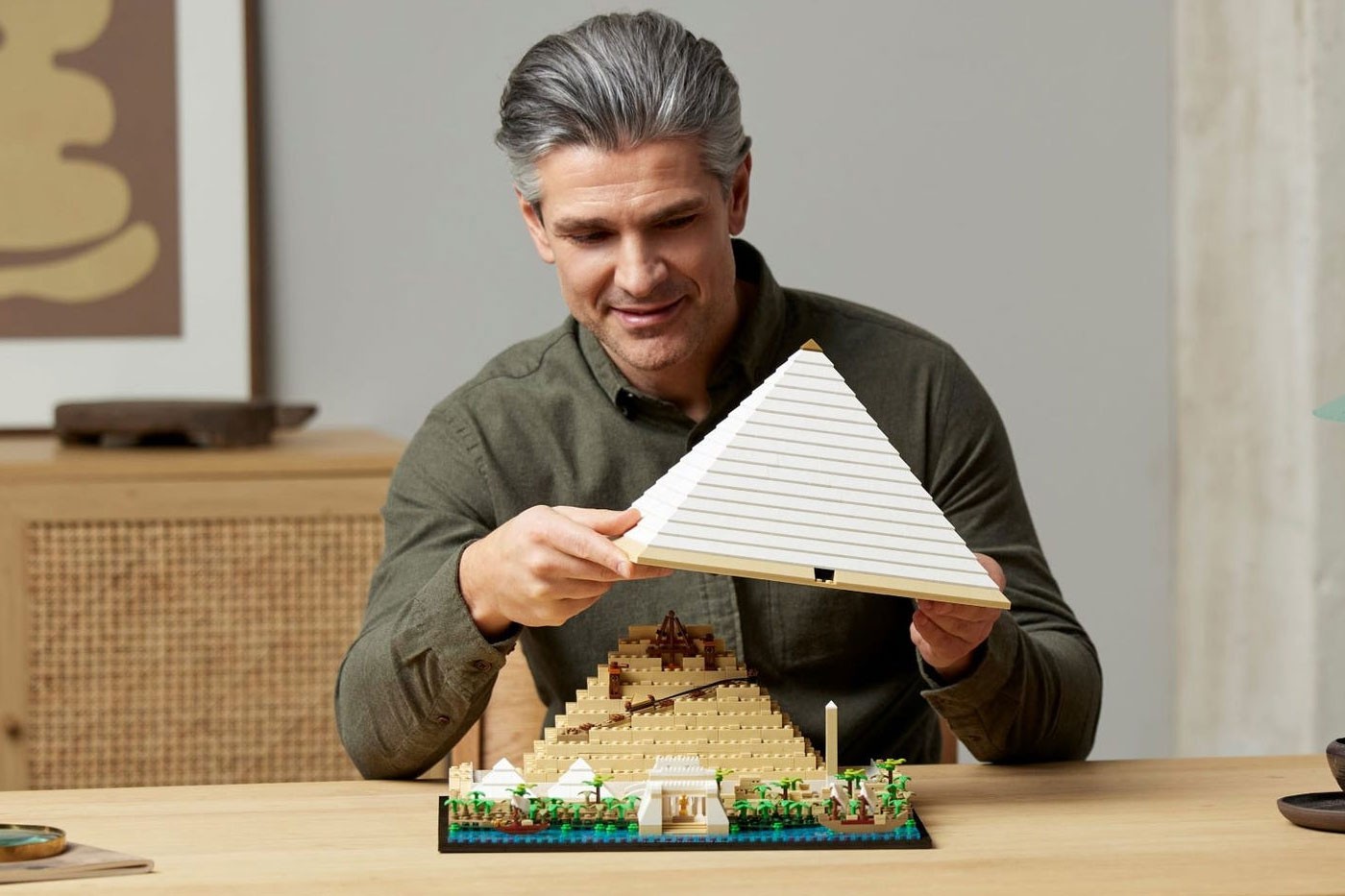 Lego представила набор для создания копии пирамиды в Гизе (фото 1)
