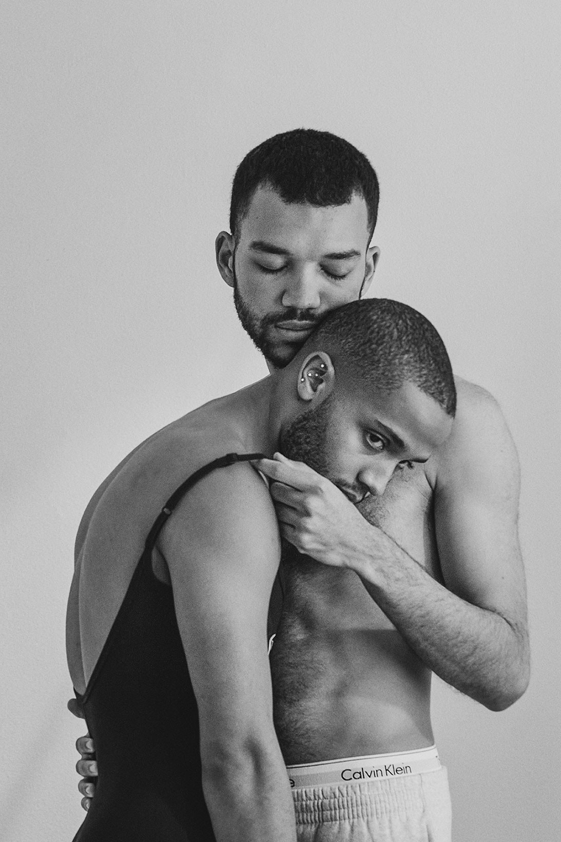 Calvin Klein посвятил рекламную кампанию ЛГБТ-сообществу (фото 10)