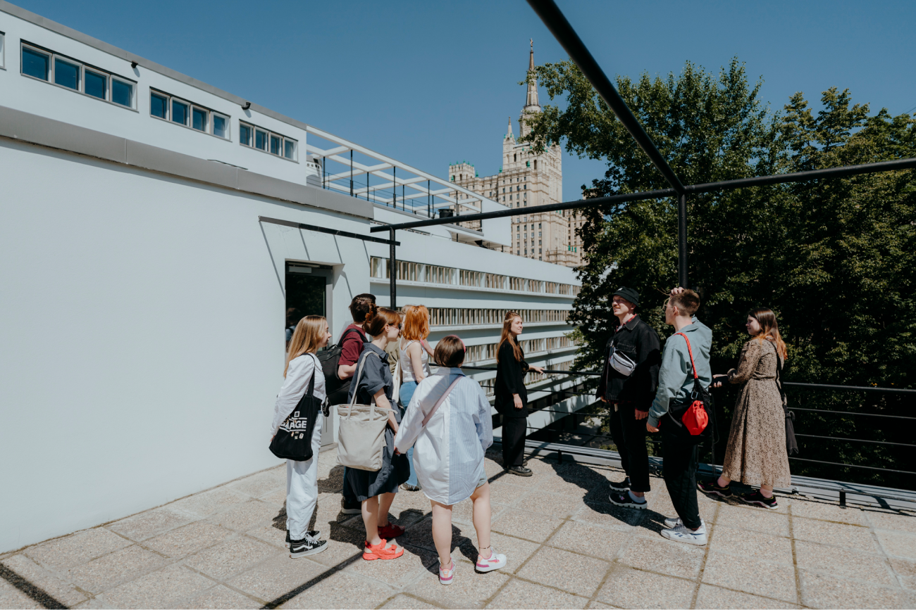 15 июня Музей «Гараж» запускает новый сезон архитектурных прогулок (фото 1)