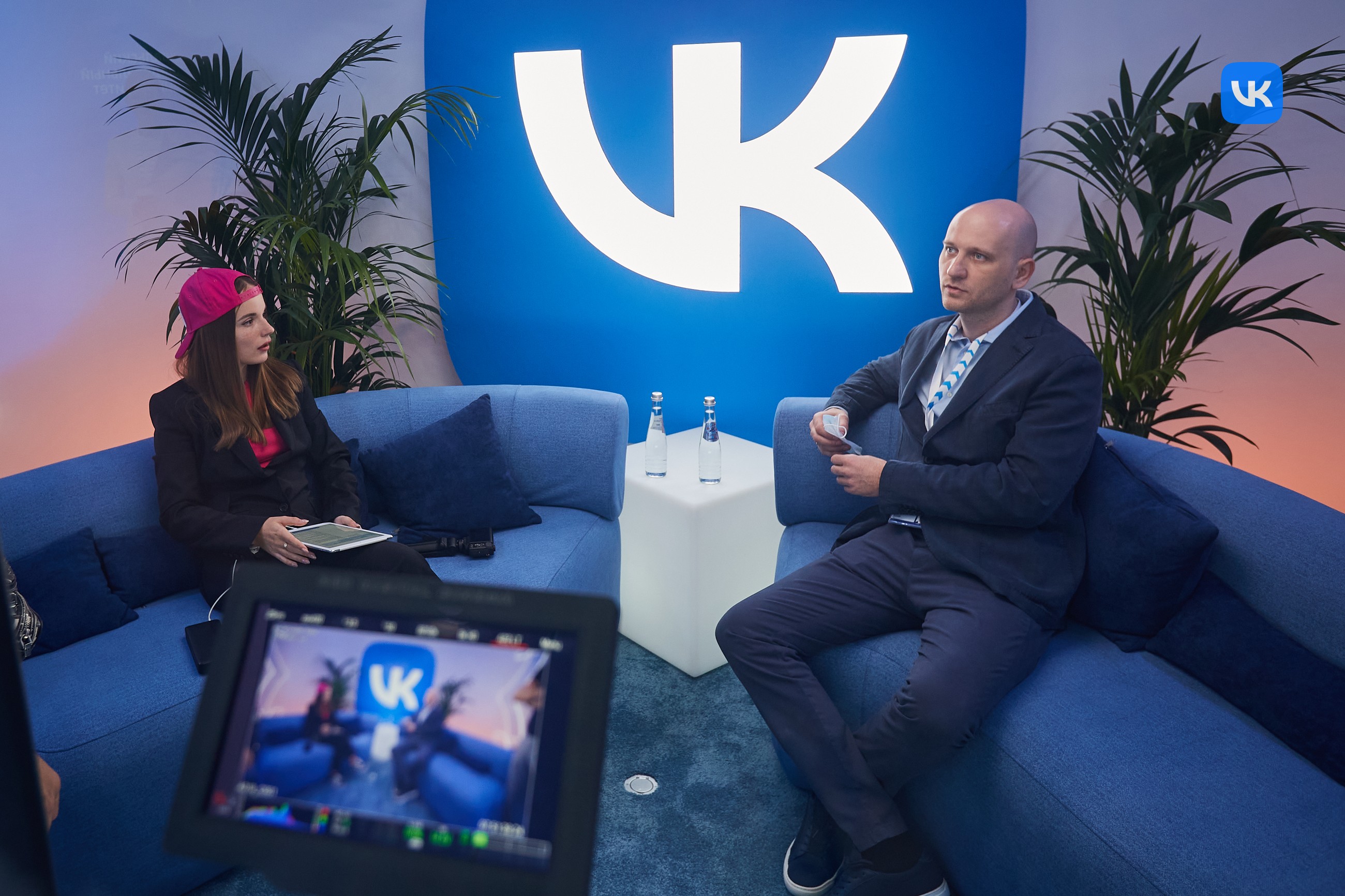 На ПМЭФ заработала цифровая студия «Место встречи VK» (фото 3)