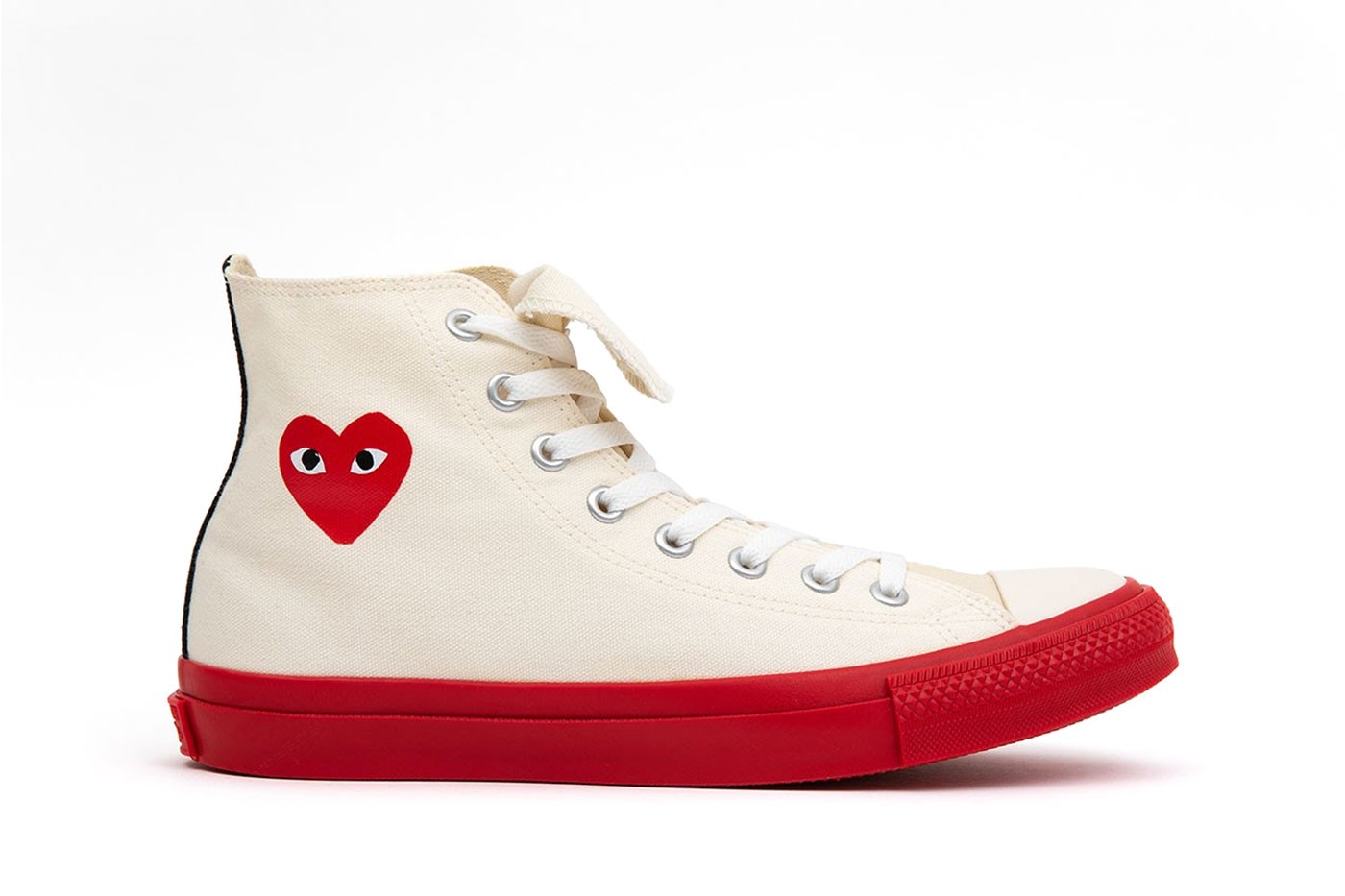 Comme des Garçons Play и Converse показали новую модель кед с красной подошвой (фото 3)