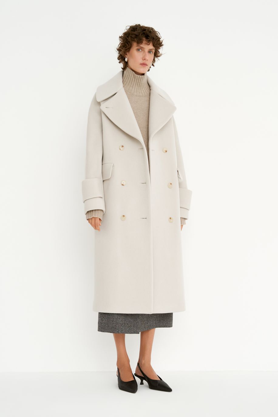 Ищете пальто на осень? Присмотритесь к вариантам локальных брендов (фото 12)