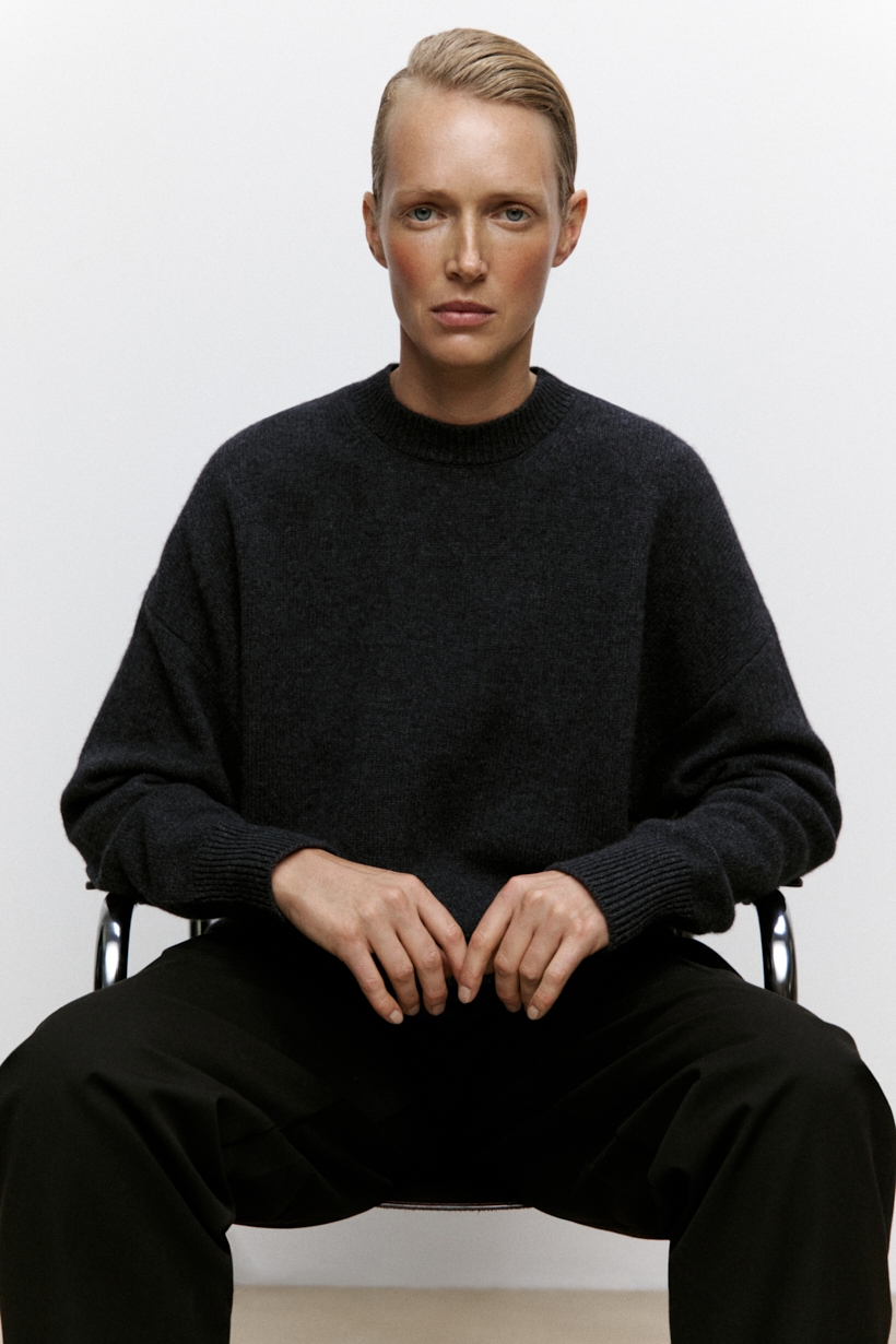 Время тепла и заботы. Выбираем свитер у локальных марок (фото 4)