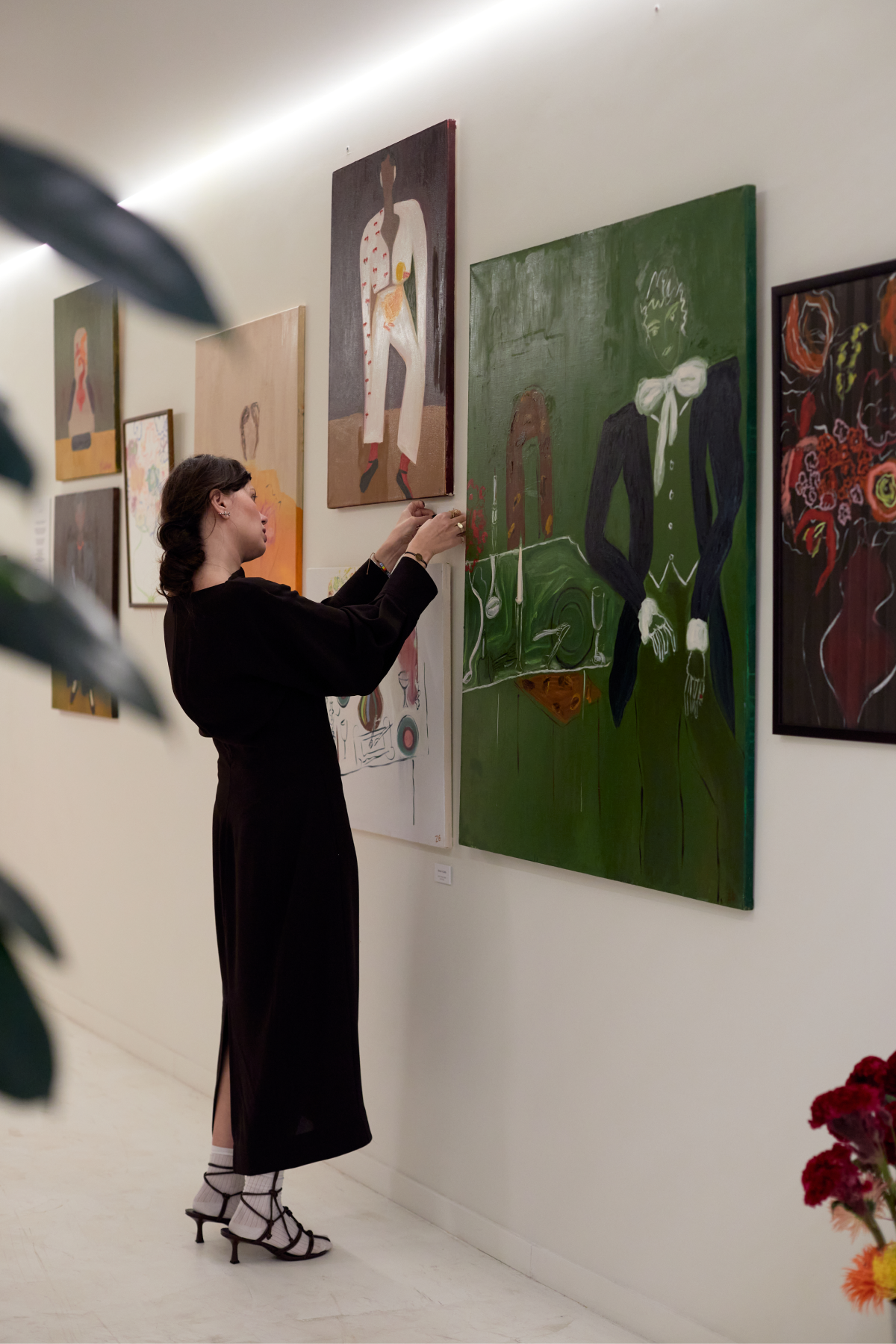 В фитнес-студии Sculpt открылась выставка художницы Зарины Гроевой (фото 1)