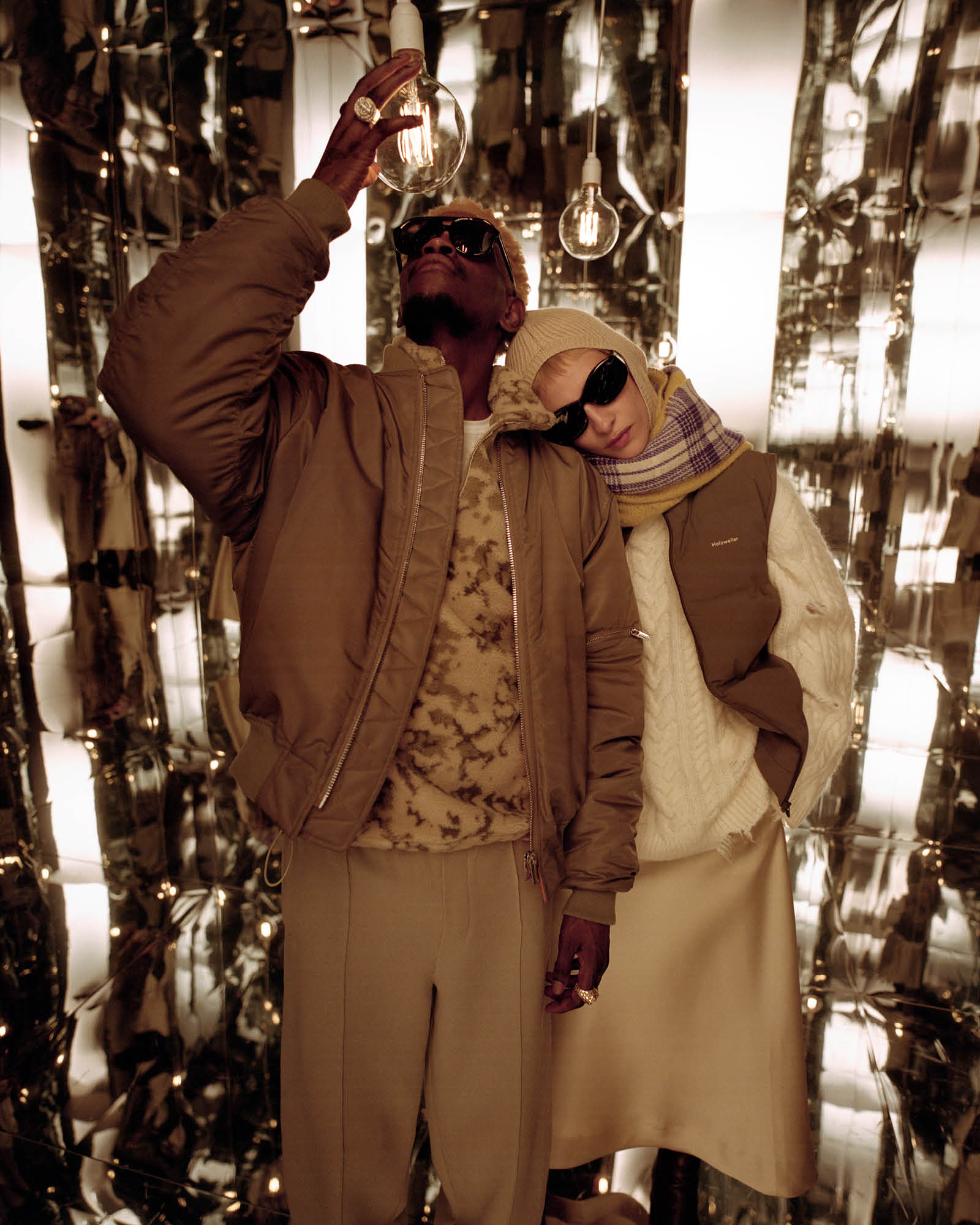 Рэпер A$AP Nast и российская модель Лера Абова снялись в праздничной кампании Holzweiler (фото 1)