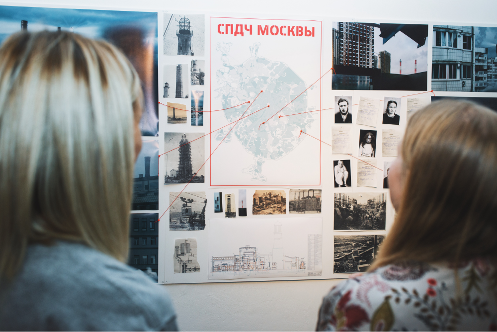 Студенты Московской школы современного искусства презентовали выставку «Квартира 17» (фото 1)