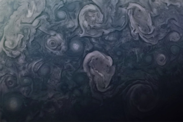 NASA сделало детальные снимки Юпитера и его спутника Ио (фото 1)