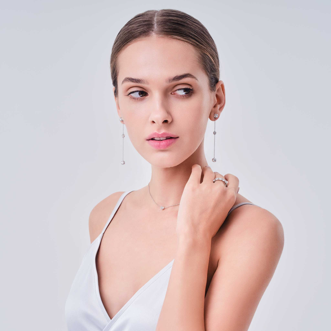 Светлана Бондарчук и Илья Клюев выпустили коллекцию с бриллиантами Cluev (фото 2)