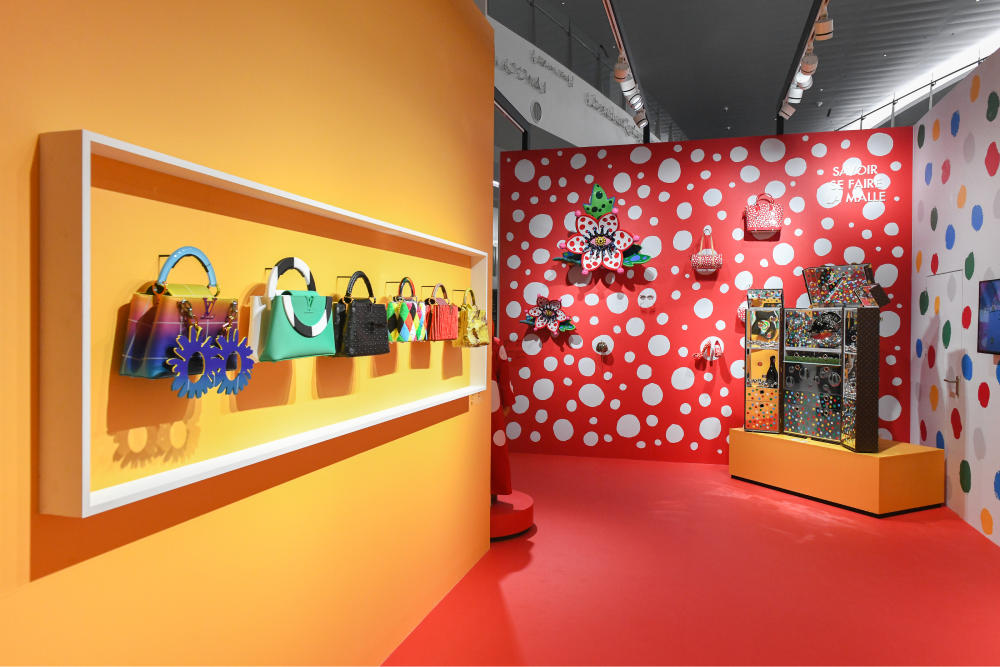 Louis Vuitton открывает выставку работ Яей Кусамы и Такаши Мураками (фото 1)