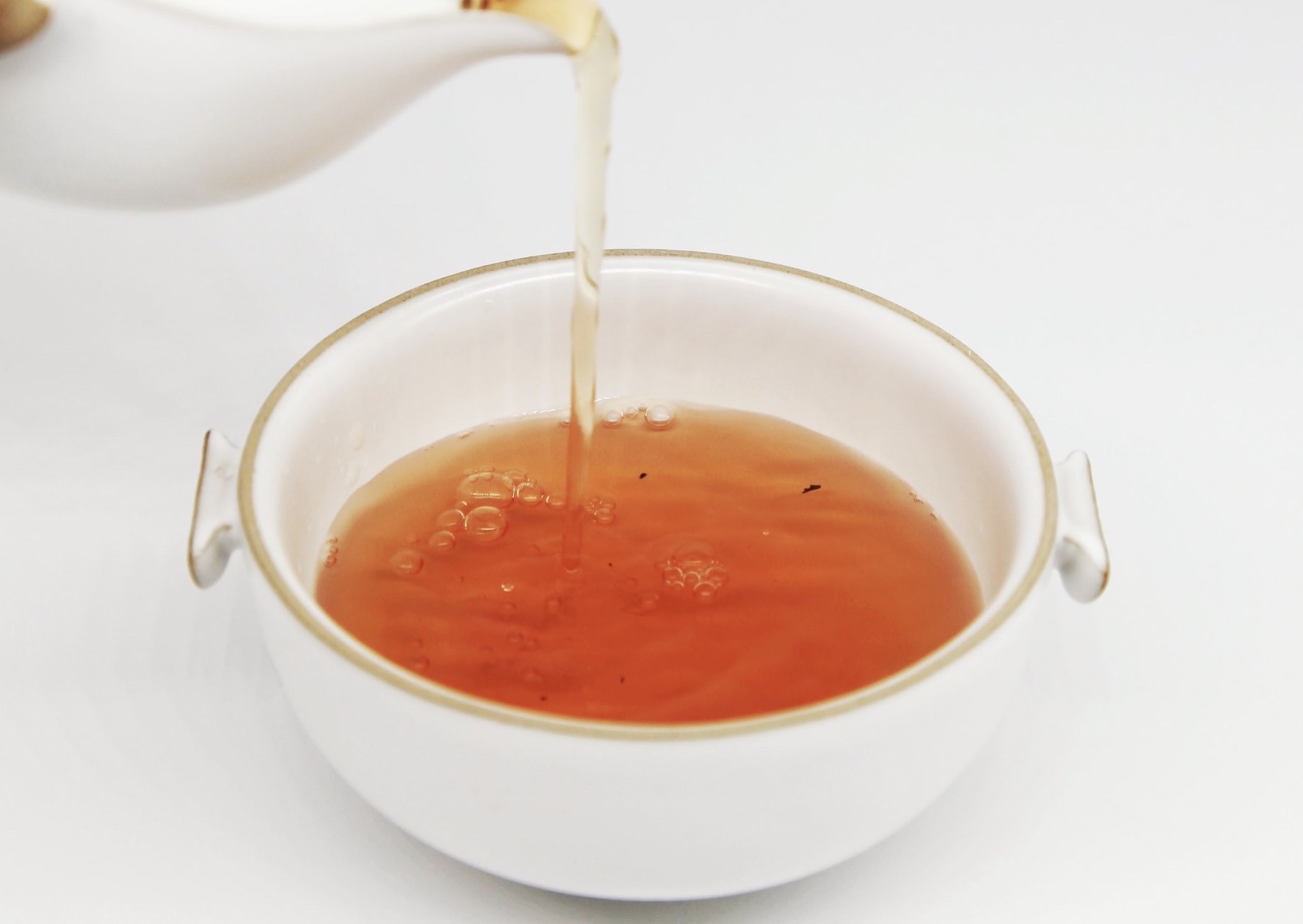 Зимний чай (и не только) с травами, ягодами, пряностями: 10 рецептов (фото 7)