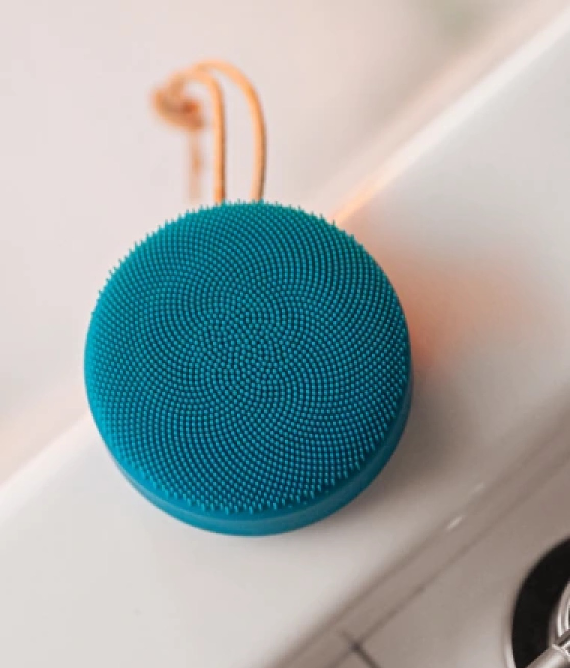 Ни с кем не делитесь: 7 бьюти-подарков только для себя (фото 5)