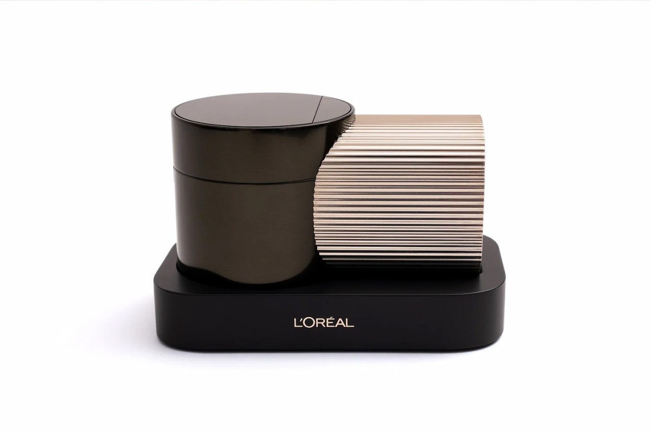 L’Oréal представила аппликаторы для макияжа для людей с ограниченной подвижностью (фото 4)