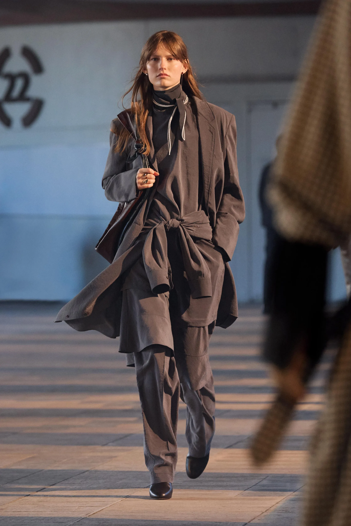 Стайлинг-трюки Недель мужской моды осень-зима 2023 (фото 15)