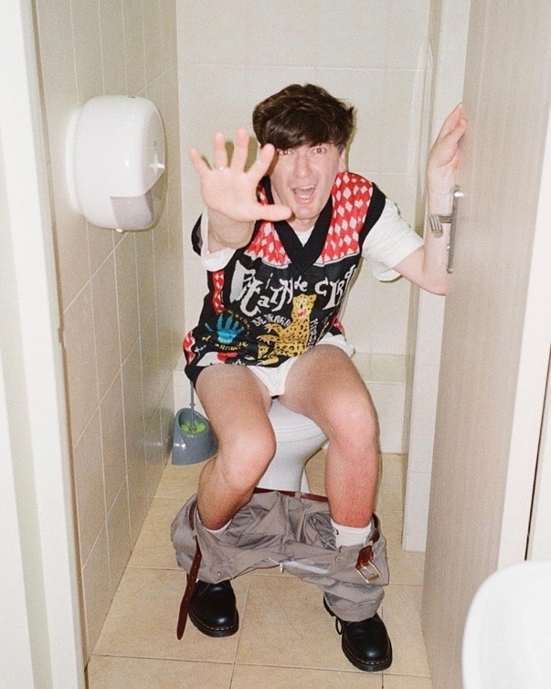 «Кружок» выпустил коллаборацию с художником Кириллом Бурыгиным (фото 7)