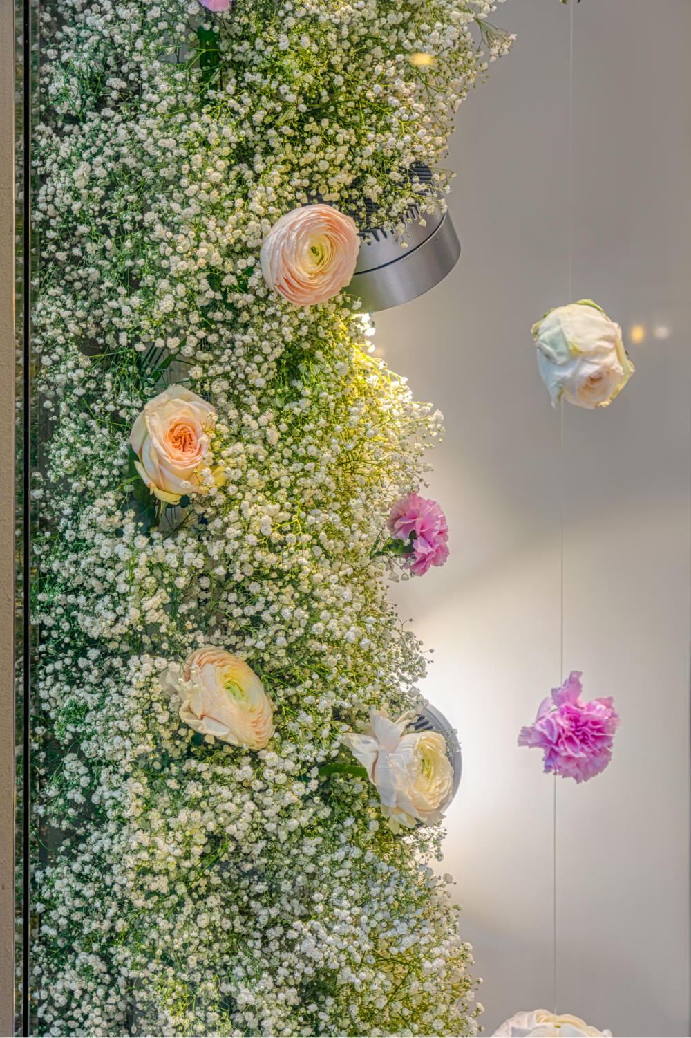 Бренд No One представил совместный проект с флористической студией Why Not? flowers (фото 2)