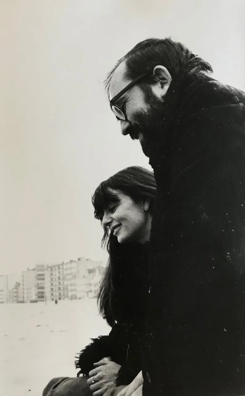 Как начинаются истории любви: отрывок из новой книги Жан-Клода Грюмбера «Жаклин Жаклин» (фото 2)