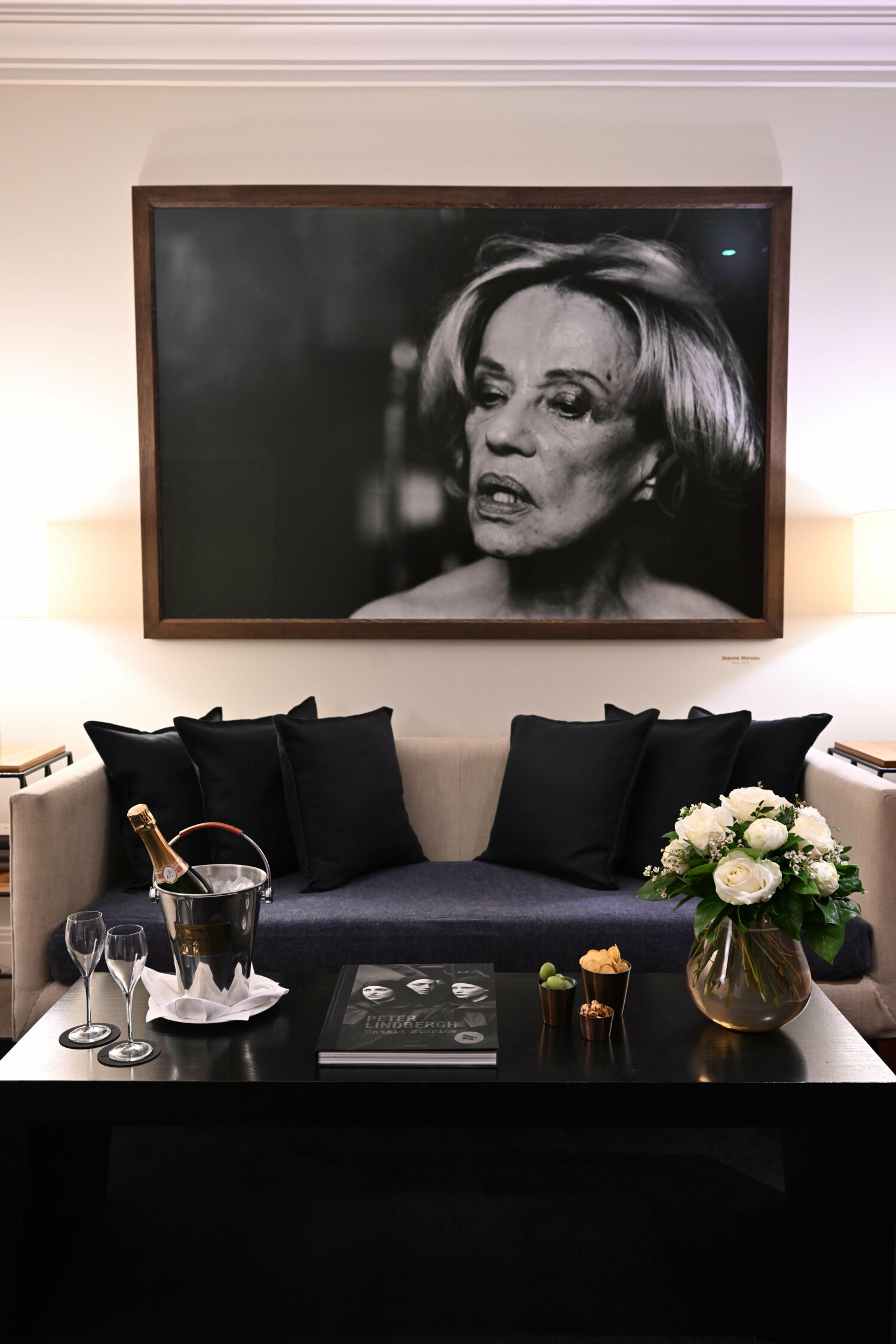 Отель в Брюсселе посвятил номер Питеру Линдбергу (фото 1)