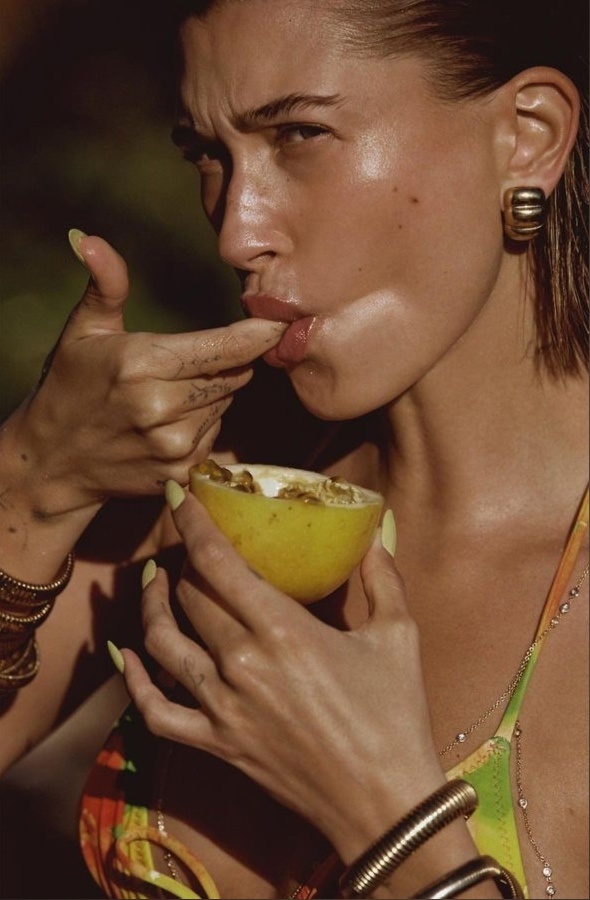 Хейли Бибер представила новое средство бренда Rhode (фото 2)