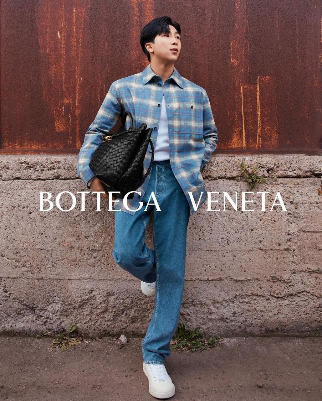 RM из BTS стал амбассадором Bottega Veneta (фото 1)