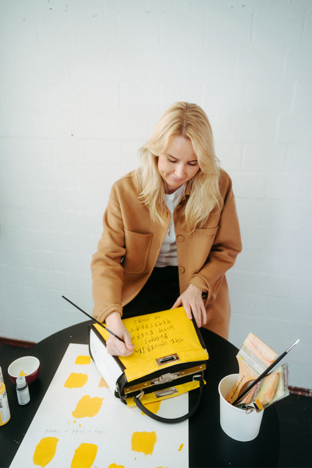 Fendi открывает новый бутик в Дюссельдорфе (фото 5)