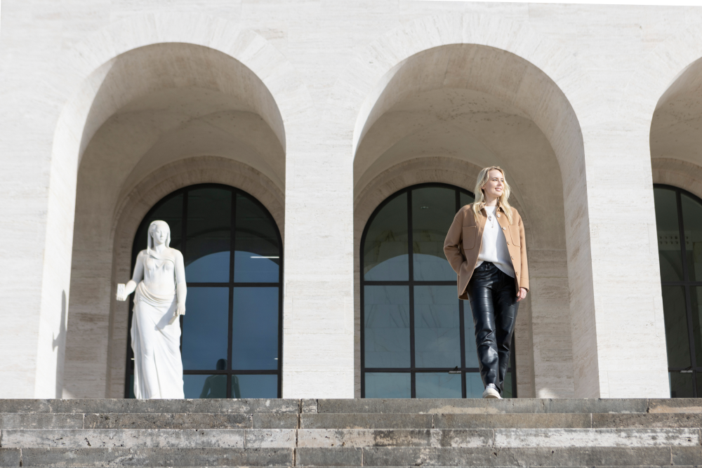 Fendi открывает новый бутик в Дюссельдорфе (фото 2)