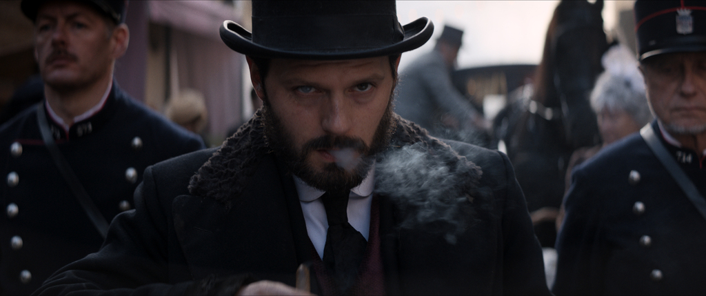 «Острые козырьки» по-французски: 5 причин посмотреть фильм «Банды Парижа» (фото 2)