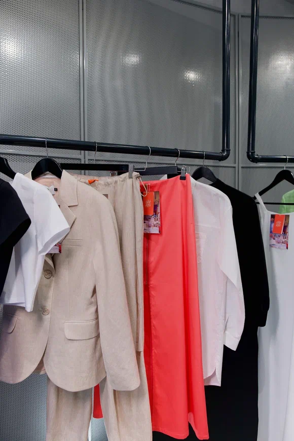 Бренд SHI-SHI представил летнюю коллекцию, посвященную авторскому ручному труду (фото 6)