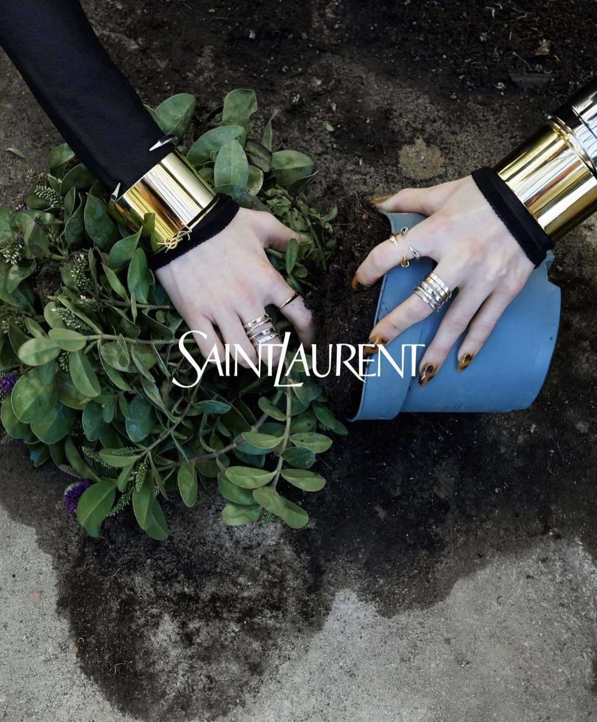 Saint Laurent представил свою первую коллекцию ювелирных украшений (фото 2)