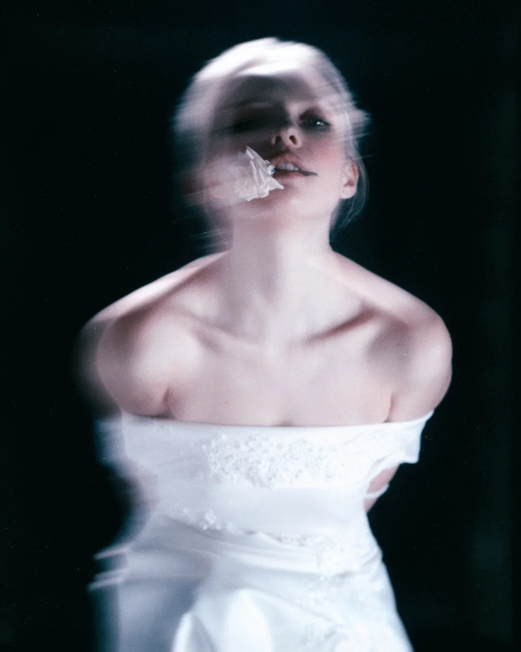 То ли воля, то ли неволя: актриса Елизавета Базыкина — о спектакле «Богатые невесты. Новый сезон» (фото 2)