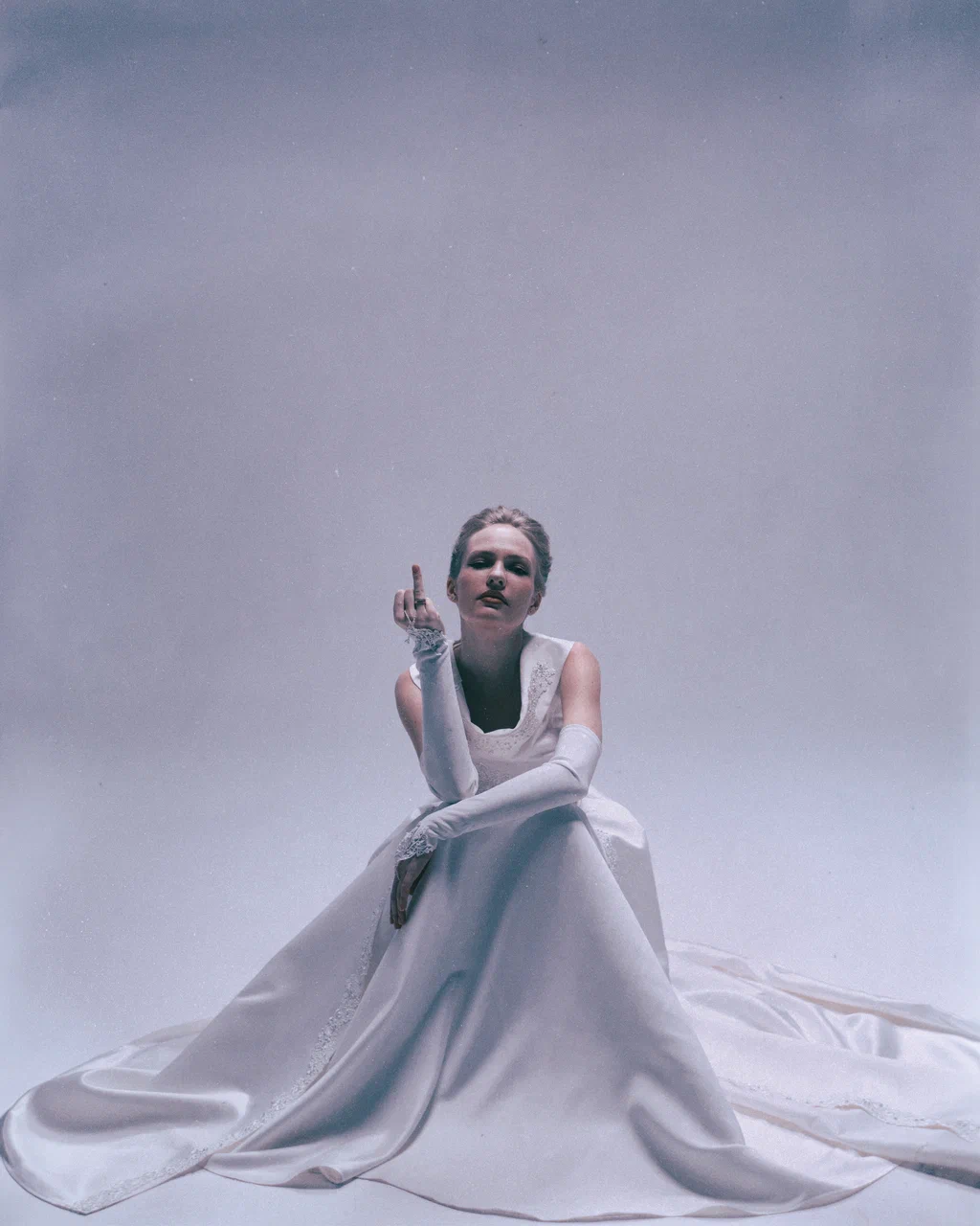 То ли воля, то ли неволя: актриса Елизавета Базыкина — о спектакле «Богатые невесты. Новый сезон» (фото 11)