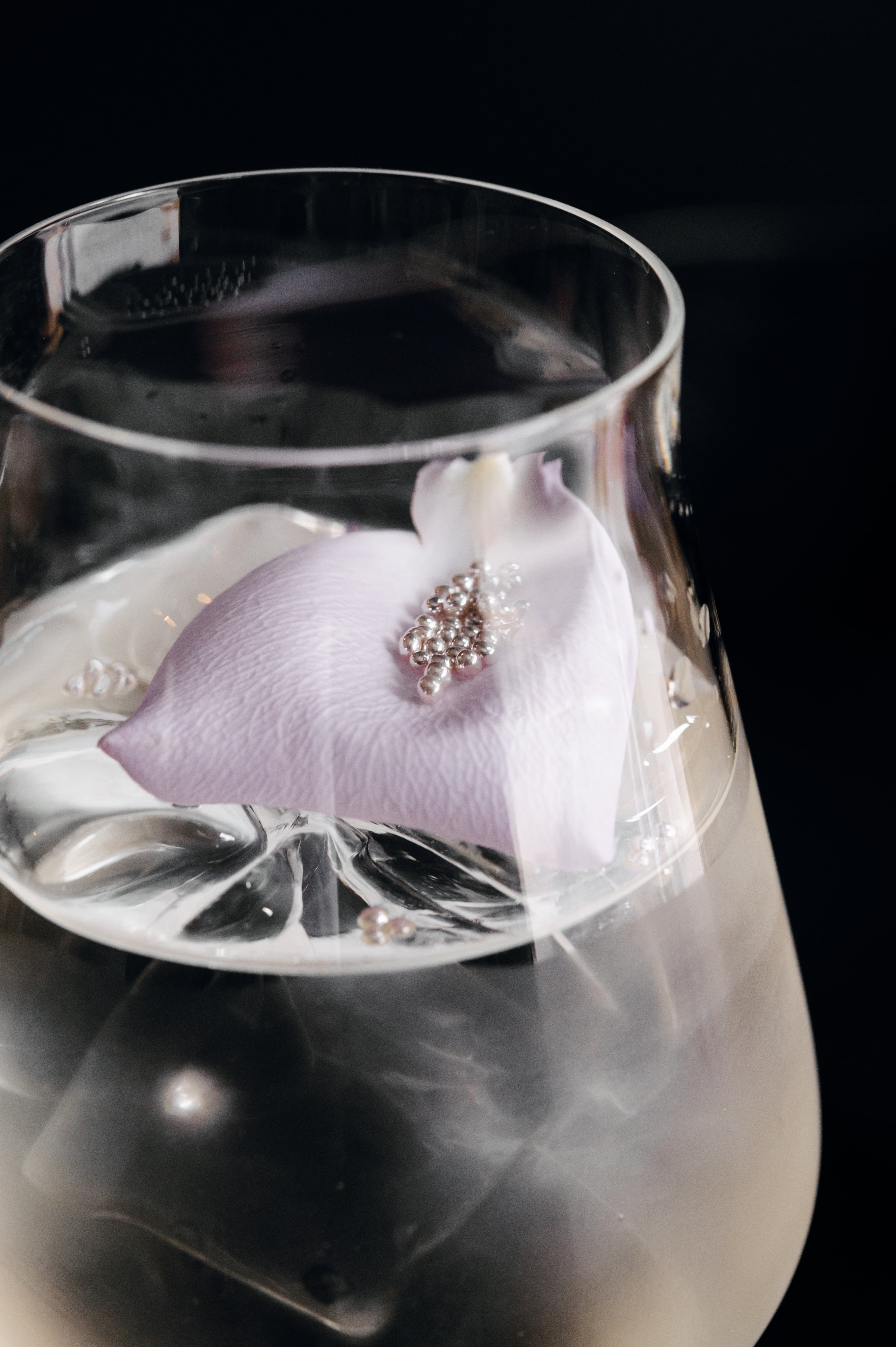 Новости ресторанов: дачный салат, булочка-ромашка и сауэр с лепестками роз (фото 10)