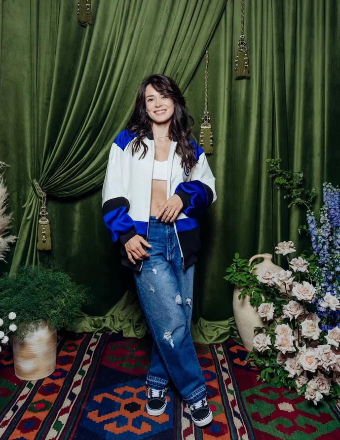 Катя Мухина, Ян Яновский, Евгения Линович и Маша Федорова посетили ужин в «Ткемали» (фото 12)