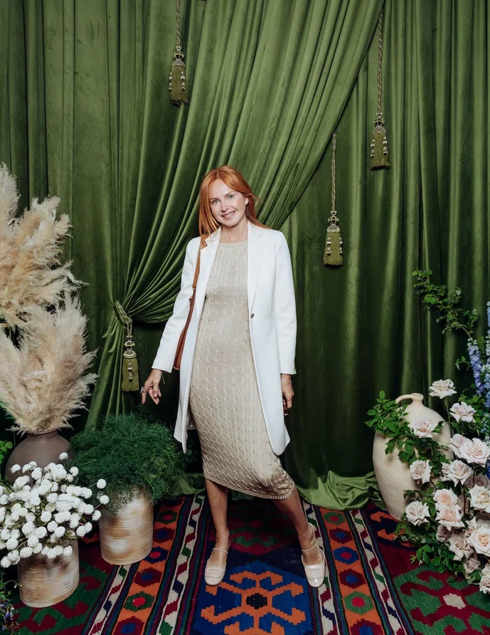 Катя Мухина, Ян Яновский, Евгения Линович и Маша Федорова посетили ужин в «Ткемали» (фото 13)